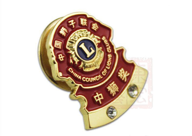 中加獅子聯(lián)會(huì)徽章訂制.jpg