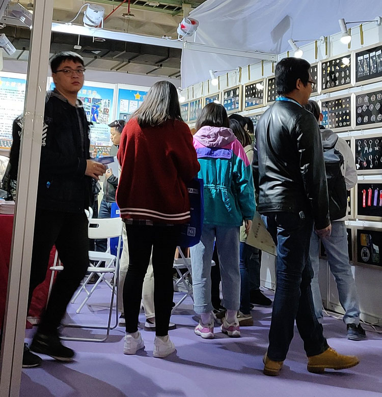 獎牌工廠濟安北京禮品展現(xiàn)場.jpg