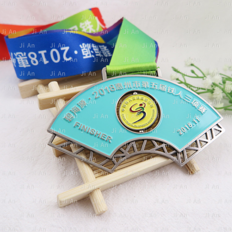 鐵人三項(xiàng)賽獎(jiǎng)牌定做 (3).jpg