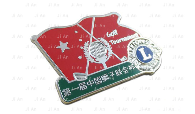 中國(guó)獅子會(huì)聯(lián)會(huì)杯徽章定制.jpg
