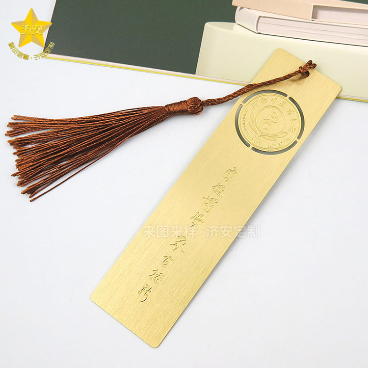 廠家定做大學金屬書簽紀念禮品,黃銅蝕刻書簽