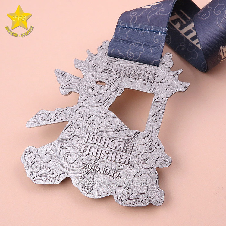 云丘山三夫賽事獎(jiǎng)牌生產(chǎn)廠家濟(jì)安，30多年獎(jiǎng)牌定制生產(chǎn)經(jīng)驗(yàn)