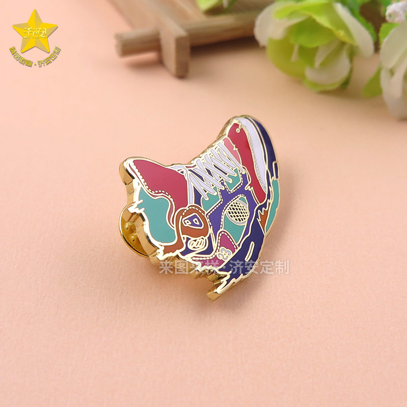 時尚潮流鞋子徽章飾品,創(chuàng)意徽章定制廠家濟(jì)安
