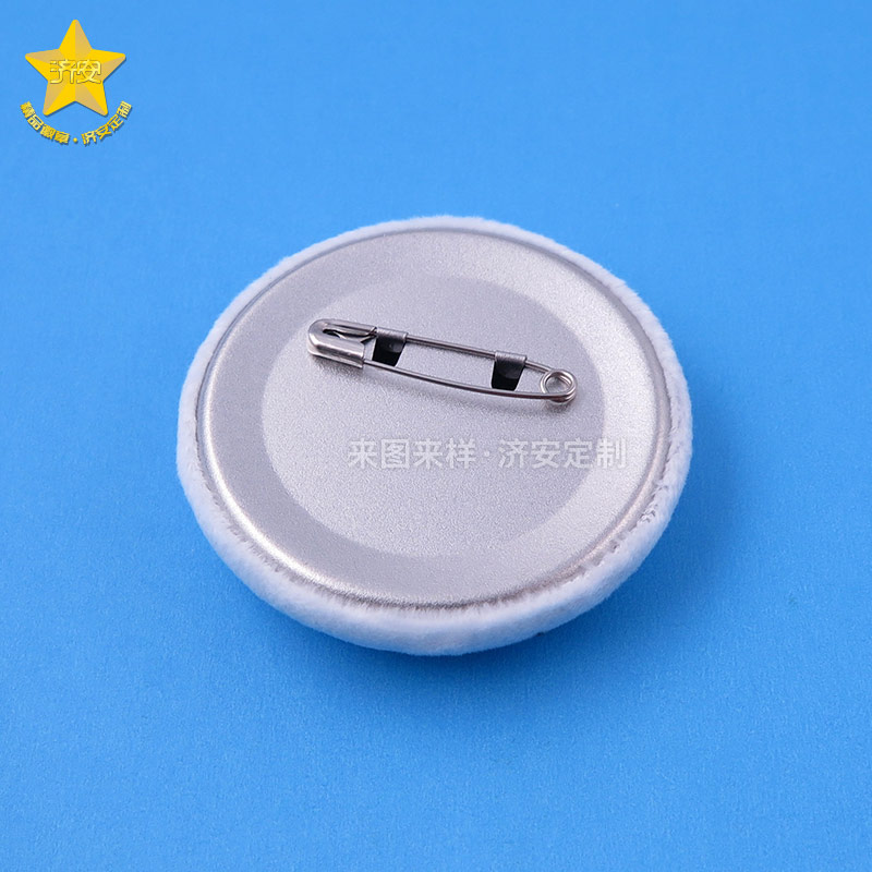 可愛(ài)卡通小狗毛絨吧唧,IP谷子定制,馬口鐵徽章文創(chuàng)潮玩