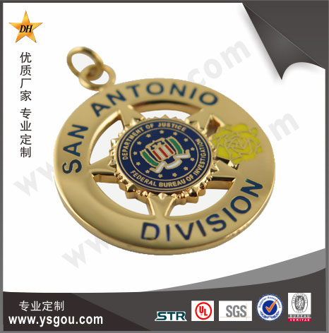 仿琺瑯立體徽章定制，鏤空徽章定做