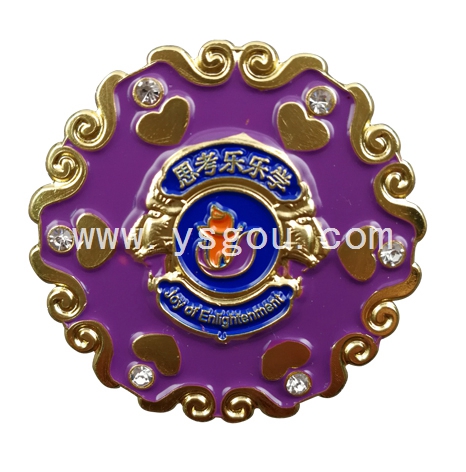 學(xué)校胸章制作，教育中心胸牌定制